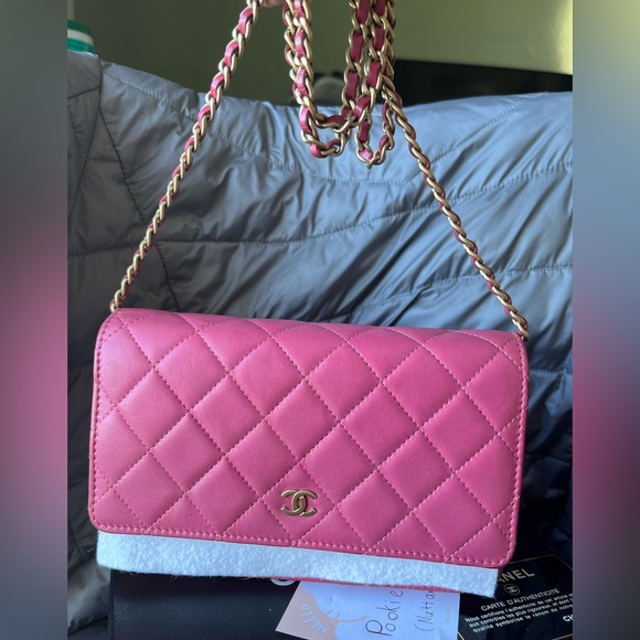 Chanel WOC GHW in lamb skin pink - Picture 13 of 17